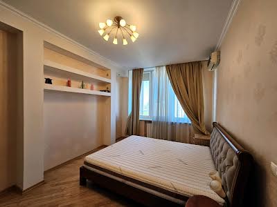 квартира за адресою Володимира Івасюка просп. (Героїв Сталінграду), 8