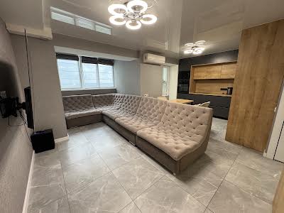 квартира за адресою Запорізьке вул., 40