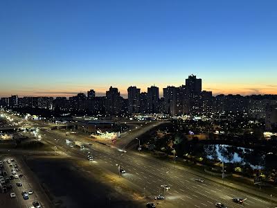 квартира по адресу Александра Мишуги ул., 2