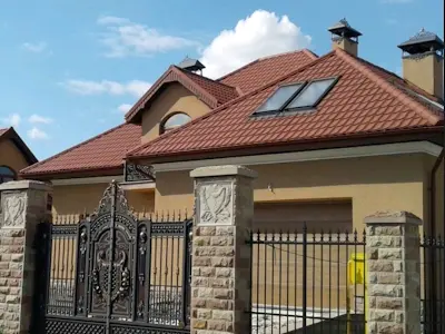 дом по адресу Зоряна, 22
