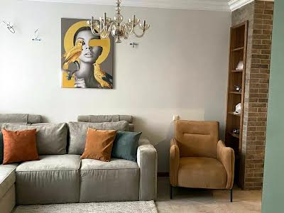 квартира за адресою Федора Ернста вул., 6