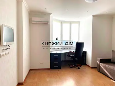 квартира за адресою Урлівська вул., 21-Б