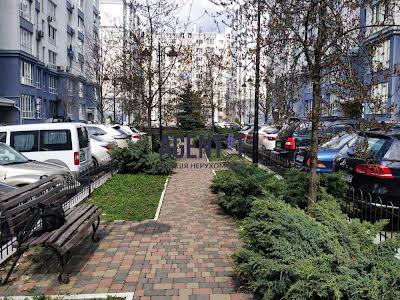 квартира за адресою с. Петропавлівська борщагівка, Миру вул., 15