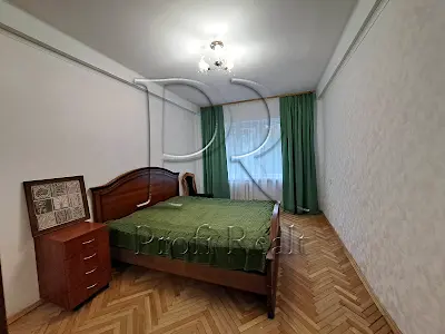 квартира по адресу Авиаконструктора Антонова ул., 15А