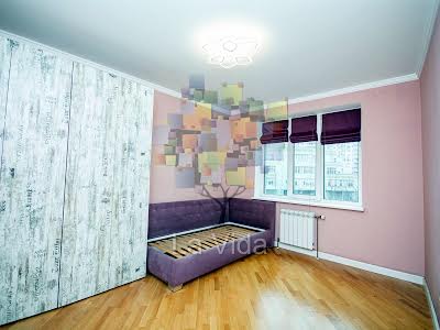квартира за адресою Дніпровська набережна вул., 19