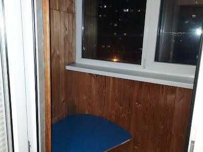 квартира за адресою Райдужна вул., 41