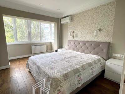 квартира по адресу Русановский бульв., 5