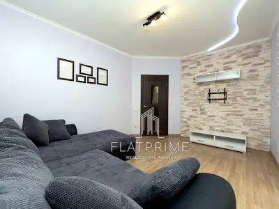 квартира за адресою Драгоманова вул., 6/1