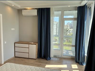 квартира за адресою Шолуденка вул., 30