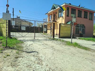 дом по адресу Киев, Центральная ул.
