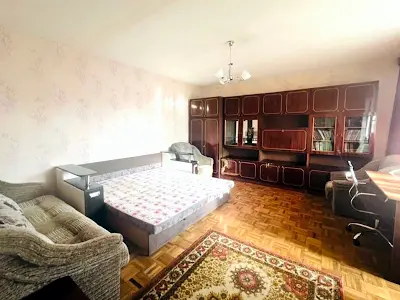 квартира по адресу Межигорская ул., 50