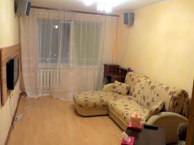 квартира по адресу Владимира Ивасюка просп. (Героїв Сталінграду), 25