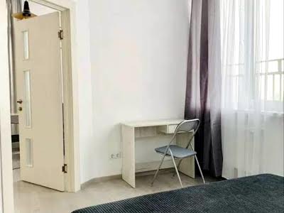 квартира за адресою Світлицького вул., 35