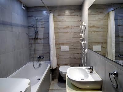 квартира за адресою Регенераторна вул., 4