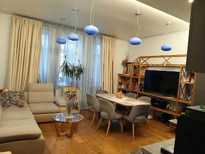 квартира за адресою Дмитрівська вул., 56а