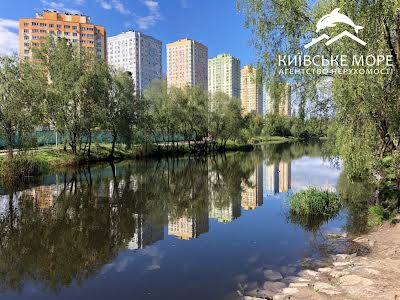 квартира за адресою Воскресенська вул., 18