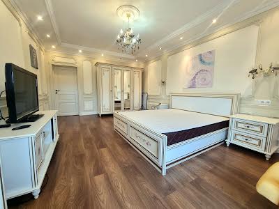 квартира за адресою Митрополита Василя Липківського вул. (Урицького), 18