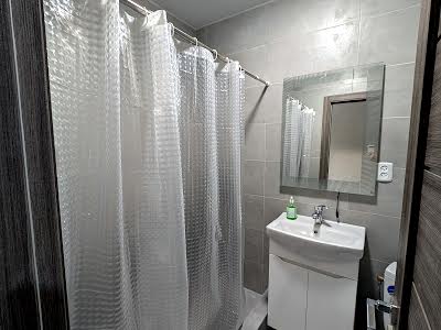 квартира за адресою Тракторобудівників, 107 б