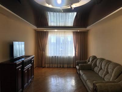 квартира по адресу Ревуцкого ул., 5