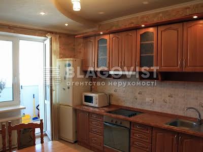 квартира по адресу Анны Ахматовой ул., 35