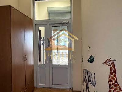 комерційна за адресою Степана Руданського вул., 4-6