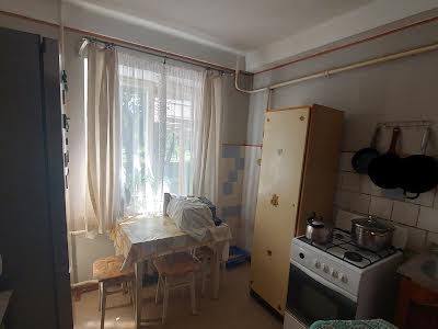 квартира за адресою Раїси Окіпної вул., 7-А