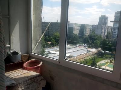 квартира за адресою Зубрівська вул., 13