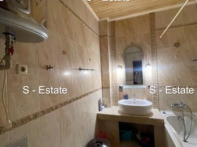 квартира за адресою Данилевського вул., 20
