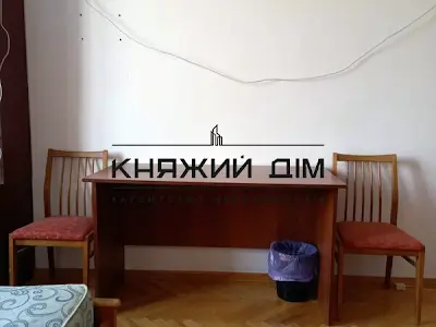 квартира за адресою Івана Світличного вул. (Петровського), 6
