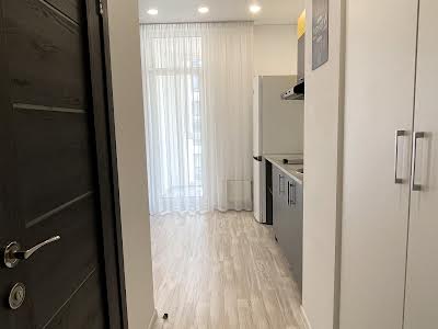квартира за адресою Київ, Салютна вул., 2к4