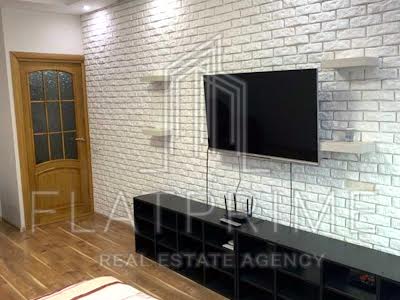 квартира за адресою Воскресенська вул., 12-В