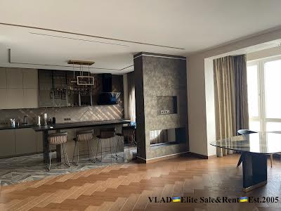 квартира за адресою Інститутська вул., 18а