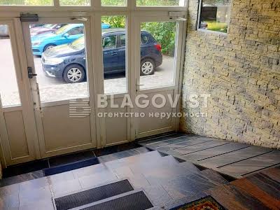 квартира за адресою Григоренка, 1а