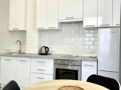 квартира за адресою Світлицького вул., 35
