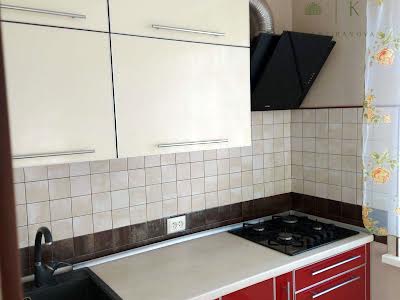 квартира за адресою Европейская, 10