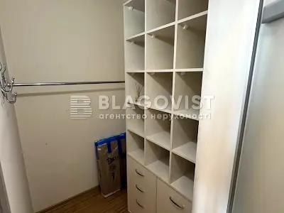 квартира по адресу Голосеевская ул., 13-Б