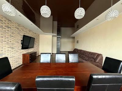 квартира по адресу Елизаветы Чавдар ул., 2