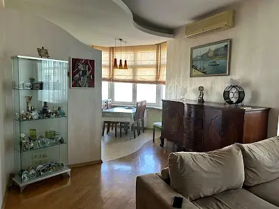 квартира за адресою Київ, Кловський узвіз, 5