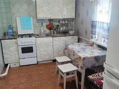 будинок за адресою Незалежності