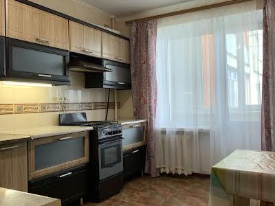 квартира по адресу Перемоги ул., 8/2