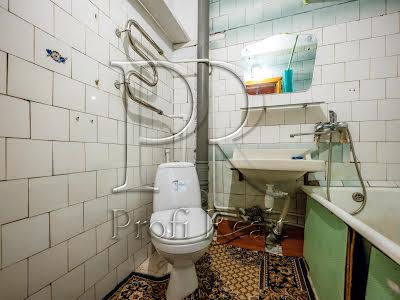 квартира за адресою Зодчих вул., 4
