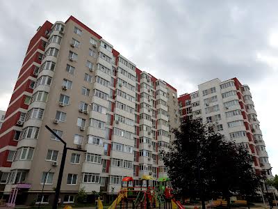 квартира по адресу Единства ул., 4