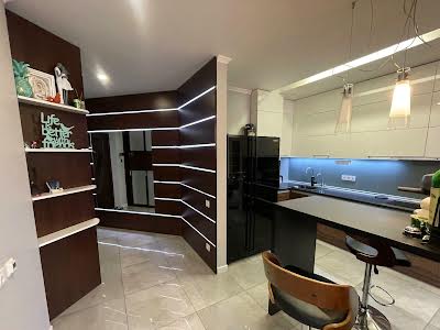 квартира за адресою Василя Симоненка вул., 5-А