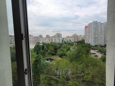 квартира по адресу Драгоманова ул., 8-Б