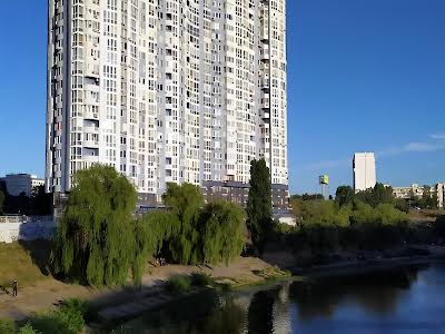 квартира за адресою Соборності просп. (Возз'єднання), 30-А