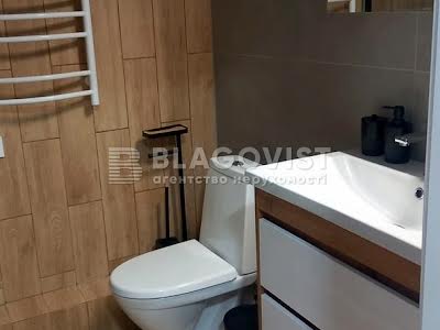квартира за адресою Київ, Загорівська вул. (Багговутівська), 25
