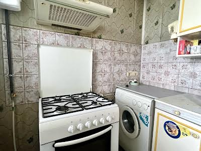 квартира за адресою Каденюка вул., 6