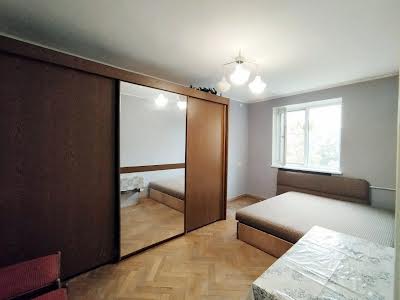 квартира за адресою Садово-Ботанічна вул. (Тимірязєвська), 4