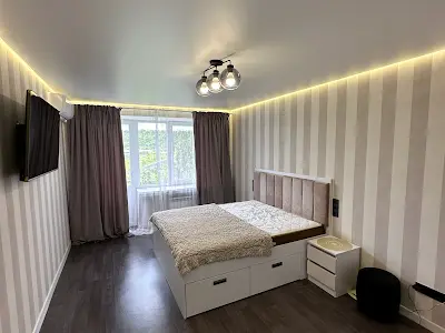 квартира за адресою Новопирогівська вул., 33