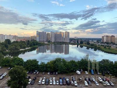 квартира за адресою Драгоманова вул., 31-Б